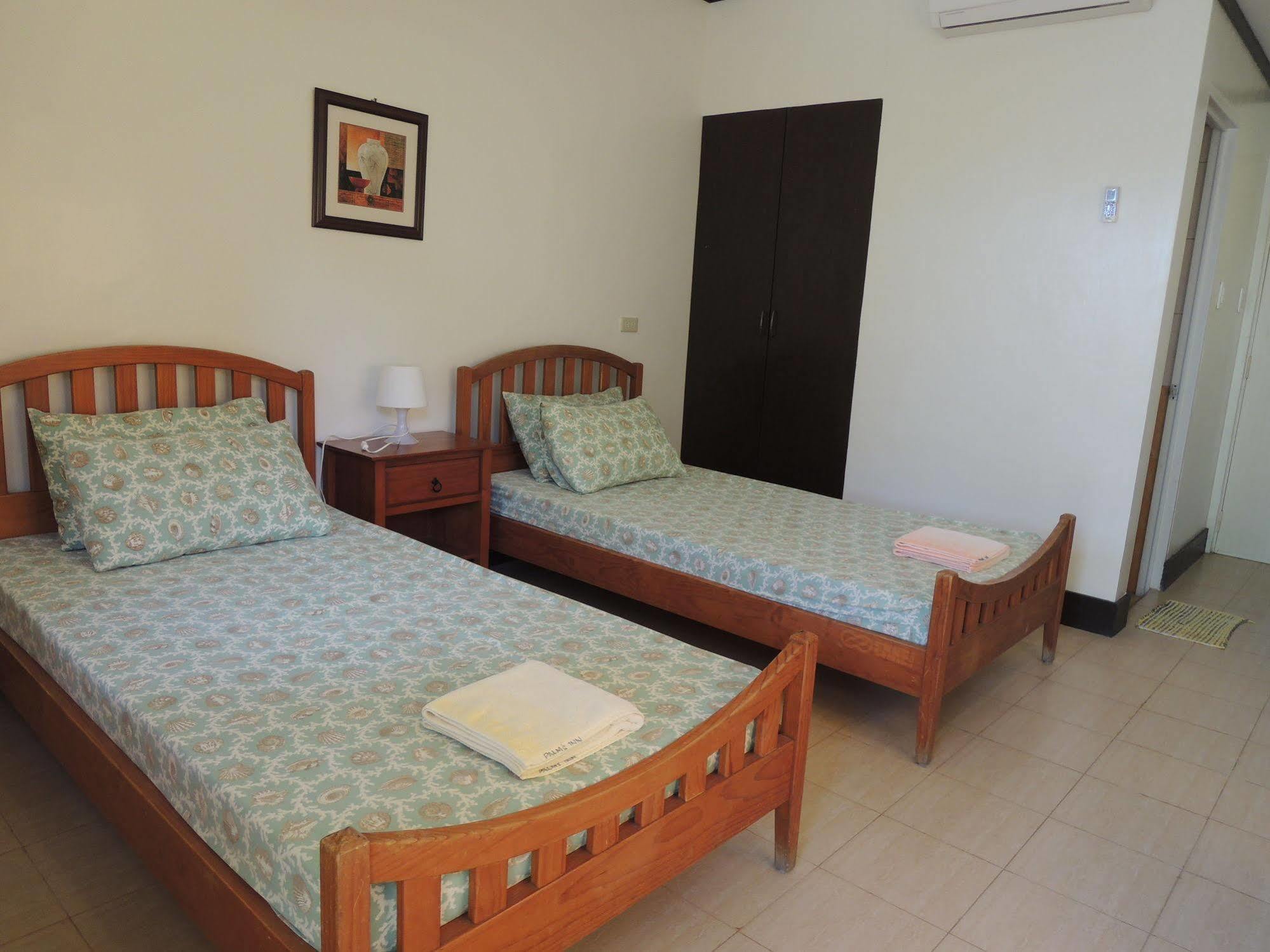 Palms Seaside Inn And Resort Medellin Buitenkant foto