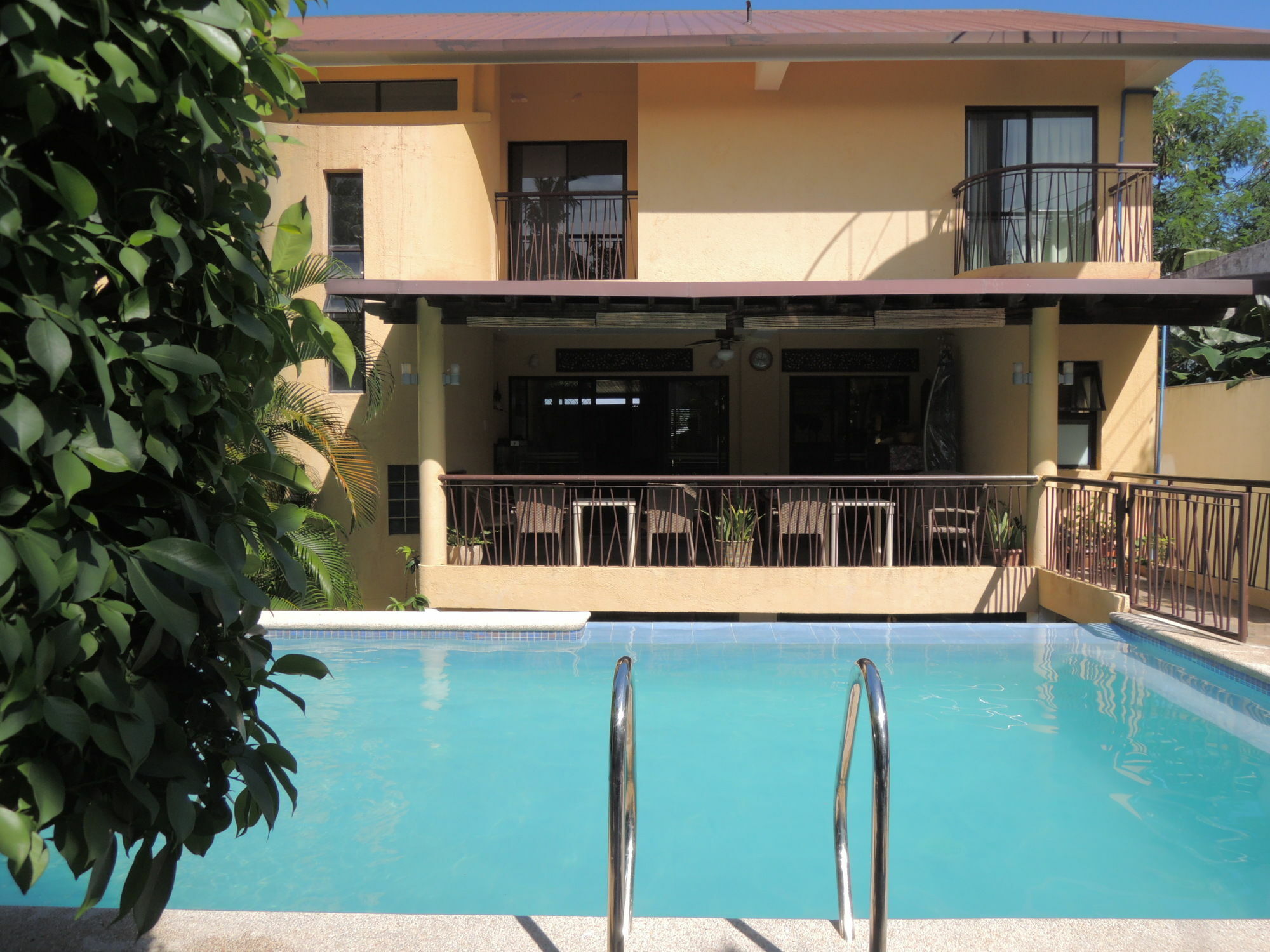 Palms Seaside Inn And Resort Medellin Buitenkant foto